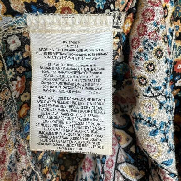 BCBGeneration Boho Flower Print Ruffle Blouse Size XS - Picture 2 of 8